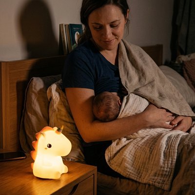 Veilleuse-bébé- Forme-ludique-en-dinosaure:
