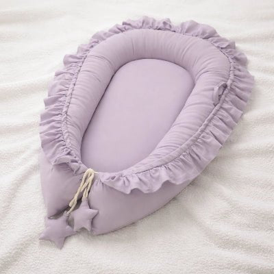 Bebe-reducteur-de-lit-doux-elegant
