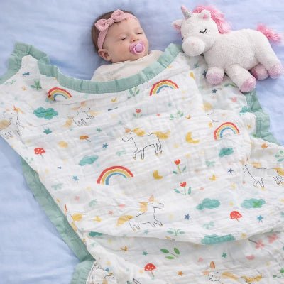 Couverture-bebe-confort-total-motif-arc-en-ciel